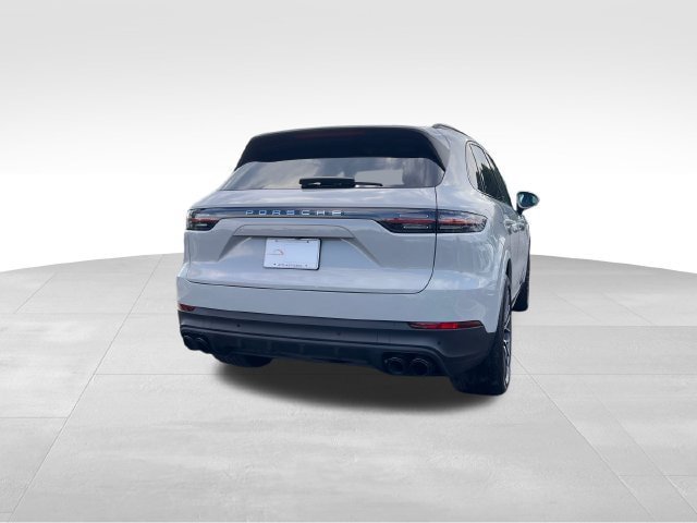Used 2023 Porsche Cayenne AWD/4WD image 5