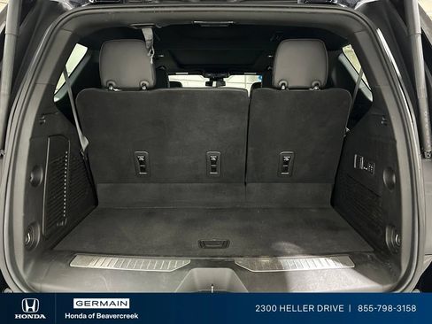 Used 2023 Chevrolet Tahoe Z71 w/ Luxury Package AWD/4WD image 30