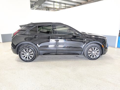 Used 2019 Cadillac XT4 Sport w/ Cold Weather Package AWD/4WD image 2