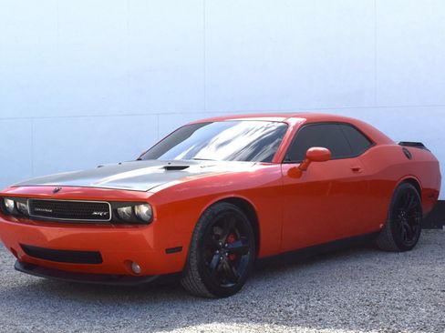 Used 2010 Dodge Challenger SRT8 w/ SRT Option Group II RWD image 36