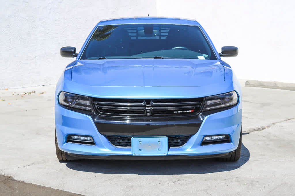 Used 2016 Dodge Charger SXT w/ Rallye Group RWD image 2