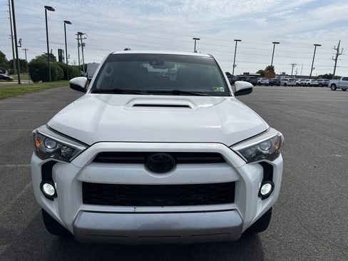 Used 2020 Toyota 4Runner TRD Off-Road AWD/4WD image 5