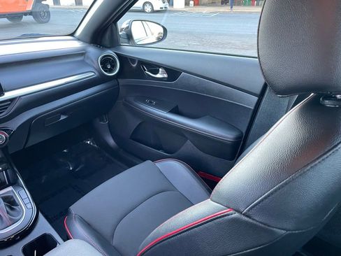 Used 2024 Kia Forte GT image 23