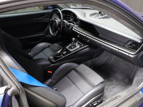 Certified 2023 Porsche 911 GT3 RWD image 30