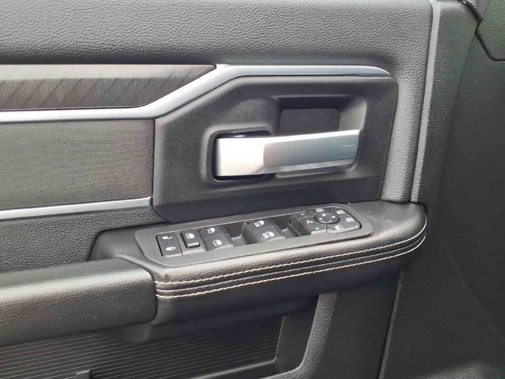 Certified 2026 RAM 2500 Big Horn AWD/4WD image 4