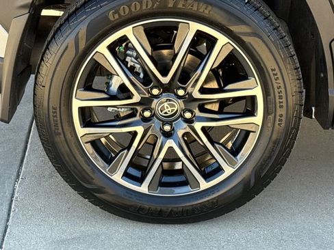 New 2026 Toyota Corolla Cross XLE image 9