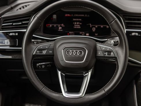 Used 2025 Audi Q7 3.0T Prestige image 13