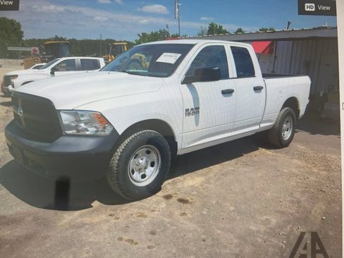 Used 2018 RAM 1500 Tradesman w/ Protection Group AWD/4WD image 2