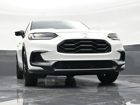 Used 2023 Honda HR-V Sport image 26