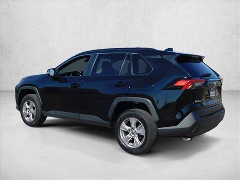 Used 2025 Toyota RAV4 XLE FWD image 14