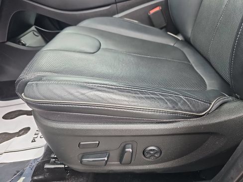 Used 2023 Hyundai Santa Fe Limited AWD/4WD image 27