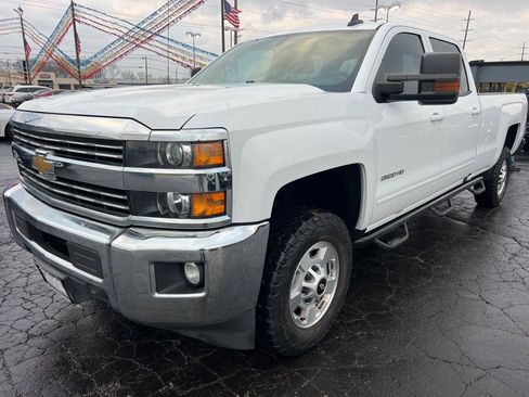 Used 2018 Chevrolet Silverado 2500 LT w/ LT Fleet Convenience Package image 3