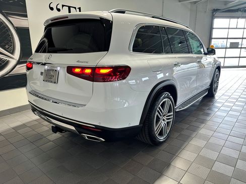 New 2026 Mercedes-Benz GLS 450 4MATIC image 4