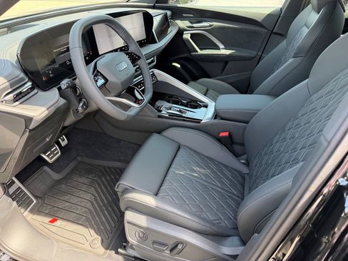 New 2026 Audi SQ5 Premium Plus AWD/4WD image 18