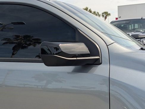 Certified 2025 GMC Canyon AT4 AWD/4WD image 8