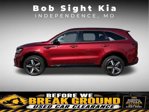 Used 2021 Kia Sorento EX w/ Panoramic Sunroof Package AWD/4WD image 5