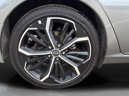 Certified 2025 Nissan Altima 2.5 SR image 13