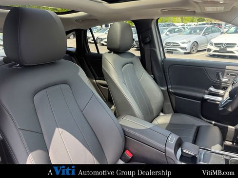 Certified 2022 Mercedes-Benz GLA 250 4MATIC image 30