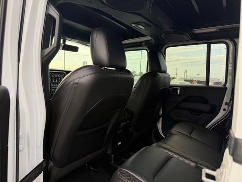 Used 2021 Jeep Wrangler Unlimited Sahara AWD/4WD image 24