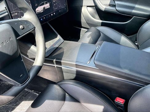 Used 2023 Tesla Model S Plaid image 15