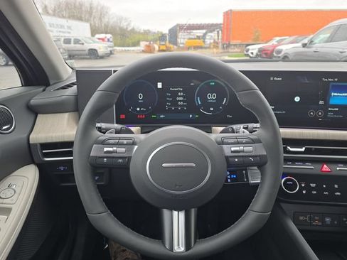 New 2025 Hyundai Sonata Limited FWD image 14