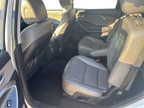 Used 2016 Hyundai Santa Fe Limited w/ Option Group 04 image 11