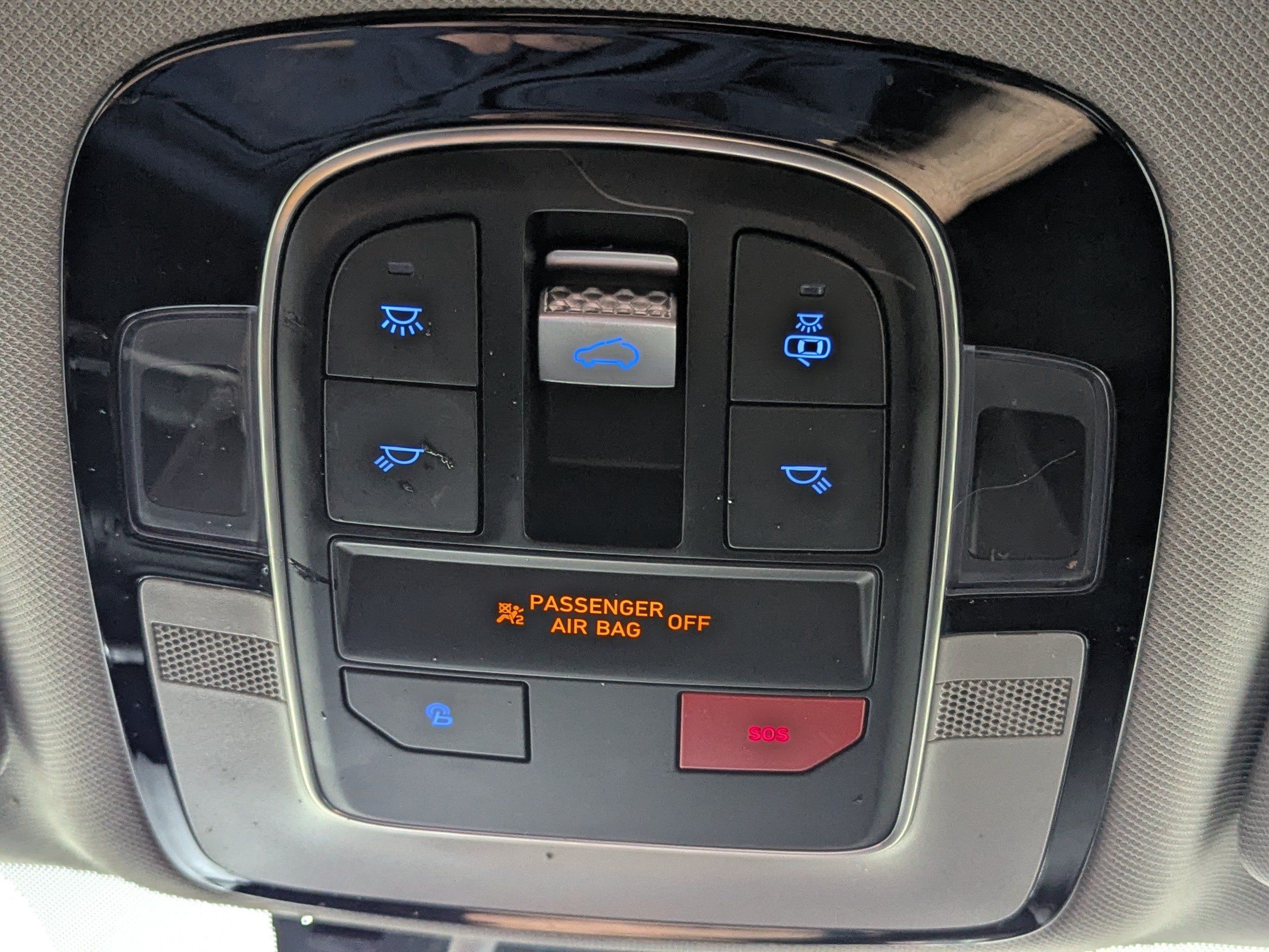 Used 2022 Hyundai Santa Fe SEL w/ Convenience + Premium Package FWD image 23