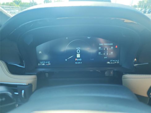 Used 2023 Lincoln Corsair Reserve w/ Equipment Group 201A FWD image 33