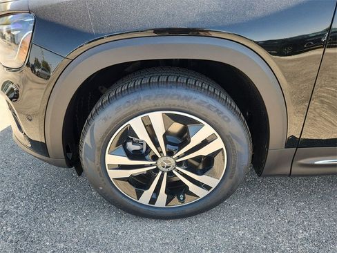 New 2026 Mercedes-Benz GLB 250 GLB 250 image 11