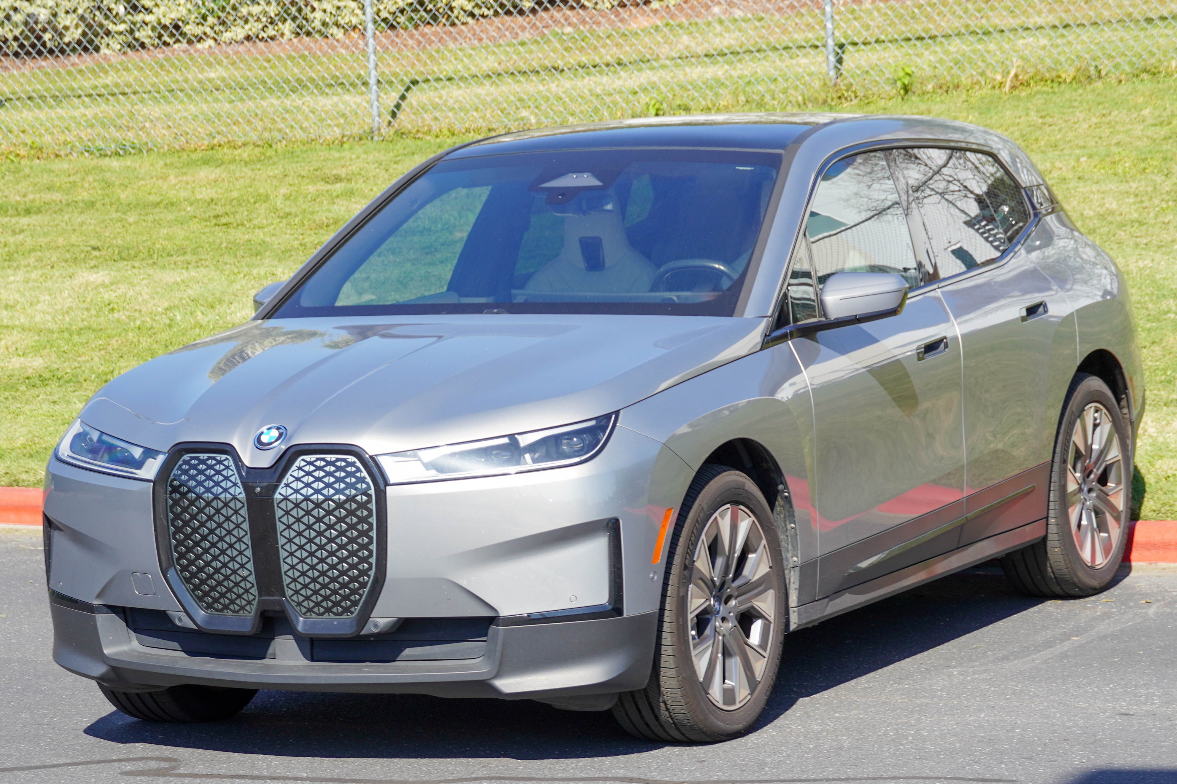 Certified 2024 BMW iX xDrive50 w/ Convenience Package AWD/4WD image 5