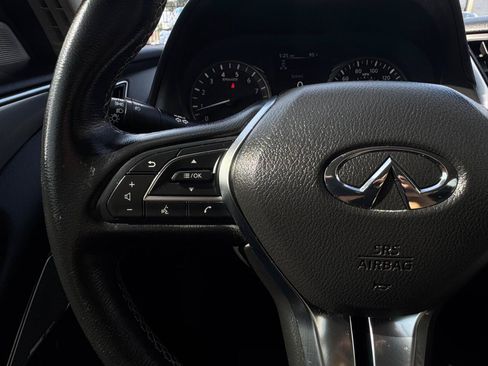 Used 2021 INFINITI Q50 Luxe w/ Seat & Sound Package RWD image 9
