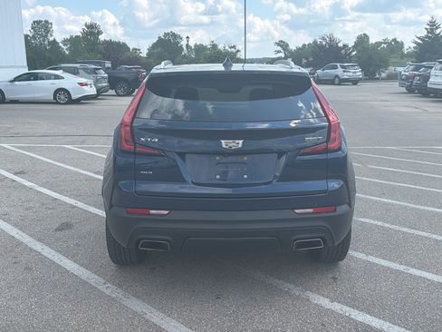 Used 2021 Cadillac XT4 Luxury w/ Cold Weather Package AWD/4WD image 4