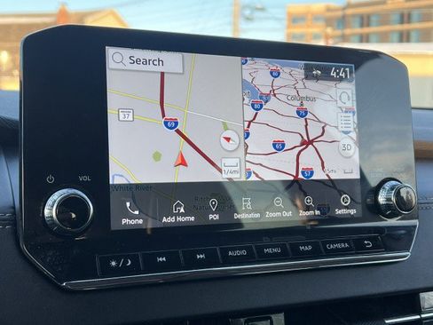 Used 2023 Mitsubishi Outlander SE image 18