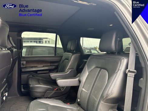Used 2020 Ford Expedition Limited RWD image 19