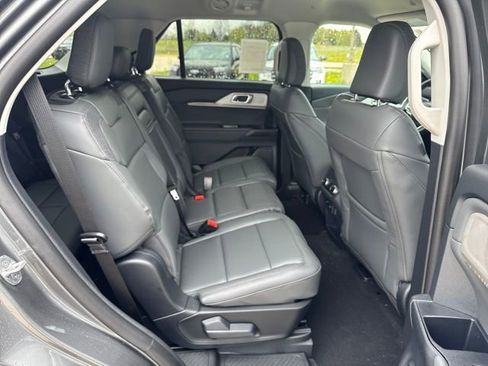 New 2026 Ford Explorer Active AWD/4WD image 16
