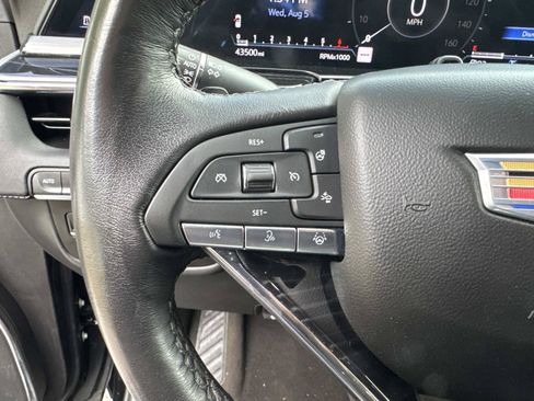 Used 2024 Cadillac Escalade Sport AWD/4WD image 33