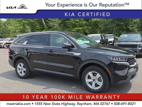 Certified 2023 Kia Sorento LX AWD/4WD image 1