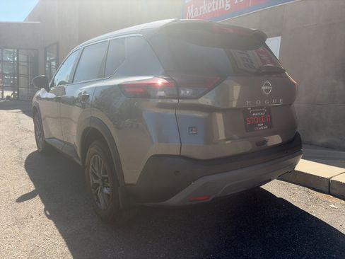 Used 2022 Nissan Rogue S FWD image 7