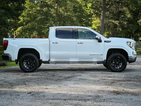 New 2026 GMC Sierra 1500 SLT w/ SLT Premium Plus Package AWD/4WD image 13