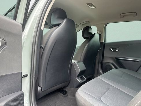 New 2026 Kia K4 FWD image 14