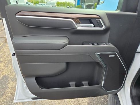 New 2026 Chevrolet Silverado 1500 RST w/ Dark Appearance Package AWD/4WD image 20