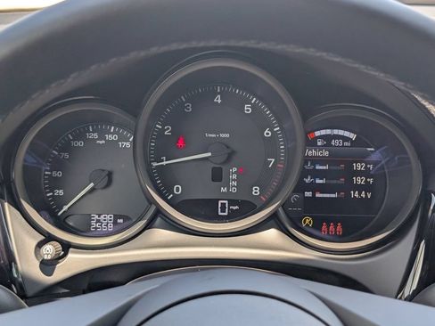 Certified 2026 Porsche Macan AWD/4WD image 12