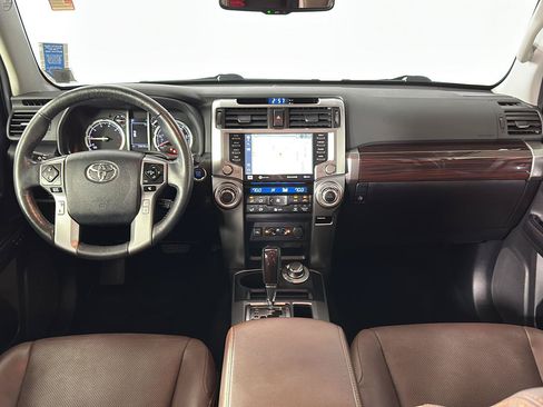 Used 2023 Toyota 4Runner Limited AWD/4WD image 2