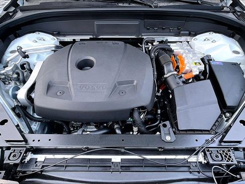 New 2026 Volvo XC60 T8 Ultra w/ Protection Package Premier image 12