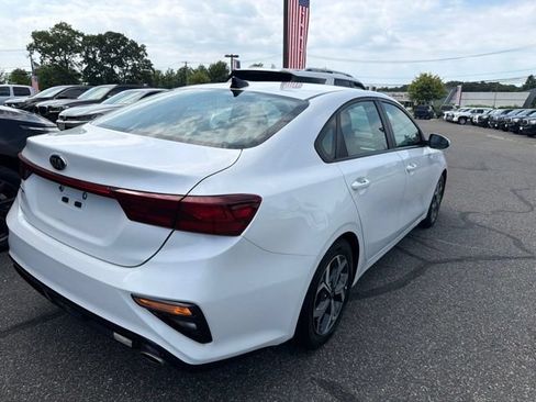 Used 2021 Kia Forte LXS FWD image 4