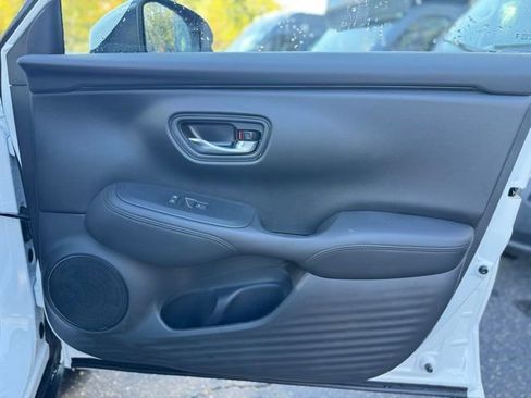 New 2026 Honda HR-V LX image 14