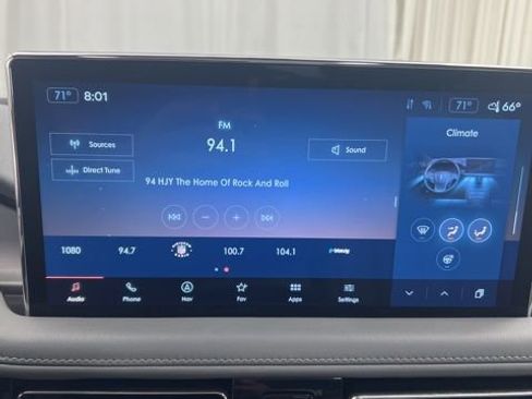 Certified 2023 Lincoln Nautilus Reserve AWD/4WD image 11