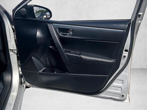 Used 2014 Toyota Corolla S FWD image 16