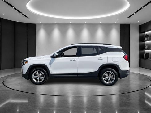 Used 2020 GMC Terrain SLE w/ Driver Convenience Package AWD/4WD image 2