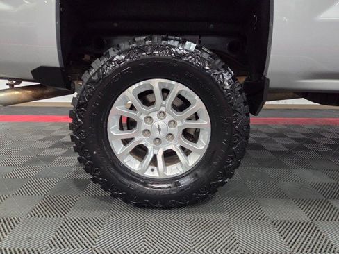 Used 2018 Chevrolet Silverado 1500 LT w/ Texas Edition RWD image 78